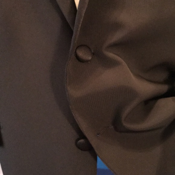 Eleganza Platinum Tuxedo coat - Picture 7 of 17